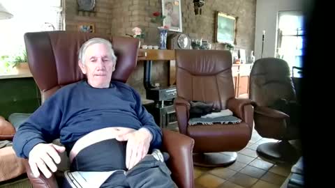 johan7 heet online show from 12/17/24, 11:06