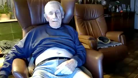 johan7 heet online show from 12/31/24, 06:13