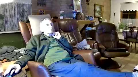 Snapshot of johan7_heet chatting on 11/19/25, 09:48 johan7 heet online show from 11/19/25, 09:48