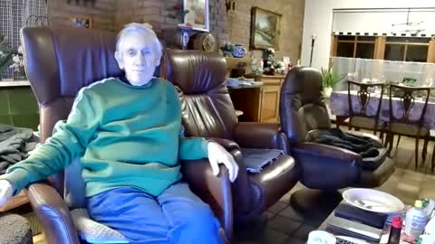 Snapshot of johan7_heet chatting on 12/19/25, 07:43 johan7 heet online show from 12/19/25, 07:43