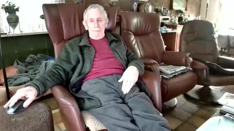 Snapshot of johan7_heet chatting on 02/03/26, 03:39 johan7 heet online show from 02/03/26, 03:39