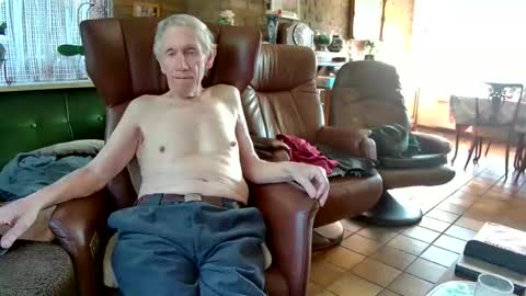 Snapshot of johan7_heet chatting on 03/19/26, 03:16 johan7 heet online show from 03/19/26, 03:16