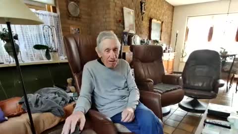 Snapshot of johan7_heet chatting on 04/06/26, 11:44 johan7 heet online show from 04/06/26, 11:44