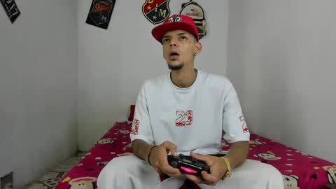 johan_and_antonella online show from 01/30/25, 12:50