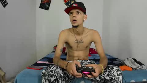 johan_and_antonella online show from 01/30/25, 11:02