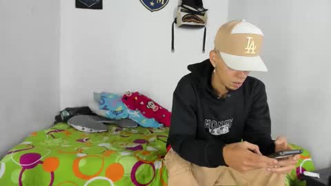 Snapshot of johan_and_antonella chatting on 01/14/26, 01:55 johan_and_antonella online show from 01/14/26, 01:55