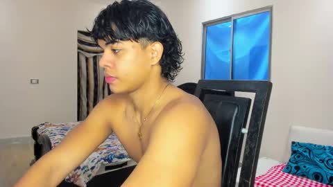 Snapshot of johan_beley_7k chatting on 01/03/25, 01:36 Johan Beley online show from 01/03/25, 01:36