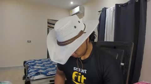 Snapshot of johan_beley_7k chatting on 01/26/25, 12:26 Johan Beley online show from 01/26/25, 12:26