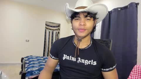 Snapshot of johan_beley_7k chatting on 02/08/25, 01:22 Johan Beley online show from 02/08/25, 01:22