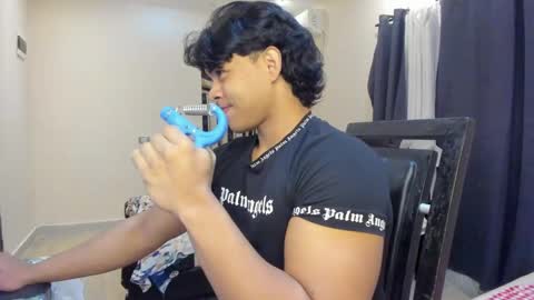 Snapshot of johan_beley_7k chatting on 02/15/25, 01:49 Johan Beley online show from 02/15/25, 01:49