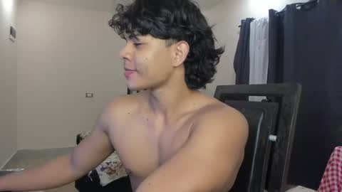 Snapshot of johan_beley_7k chatting on 02/20/25, 02:18 Johan Beley online show from 02/20/25, 02:18