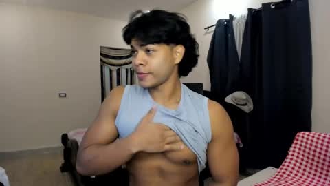 Snapshot of johan_beley_7k chatting on 03/07/25, 01:40 Johan Beley online show from 03/07/25, 01:40