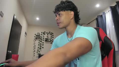 Snapshot of johan_beley_7k chatting on 10/09/25, 02:37 Johan Beley online show from 10/09/25, 02:37