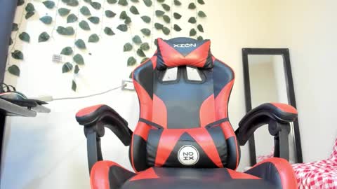 Snapshot of johan_beley_7k chatting on 10/19/25, 03:12 Johan Beley online show from 10/19/25, 03:12