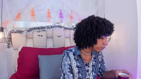Snapshot of johan_gz_ chatting on 10/15/25, 11:32 Johan  online show from 10/15/25, 11:32