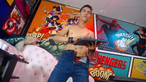 Snapshot of johan_kitten chatting on 09/24/25, 01:25 johan online show from 09/24/25, 01:25