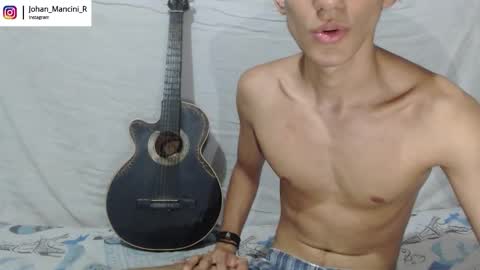 Snapshot of johan_mancini_r chatting on 12/04/25, 09:01 johan_mancini_r online show from 12/04/25, 09:01