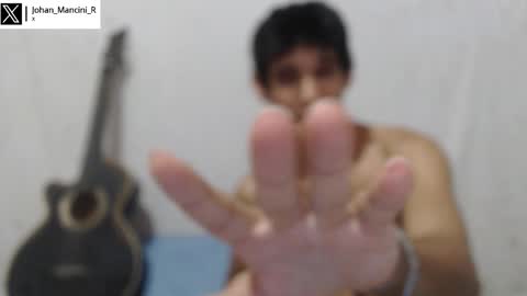 Snapshot of johan_mancini_r chatting on 12/22/25, 06:49 johan_mancini_r online show from 12/22/25, 06:49