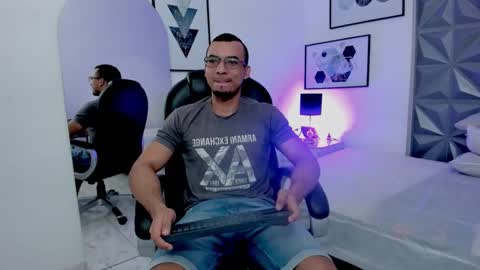 johan online show from 12/19/25, 10:55