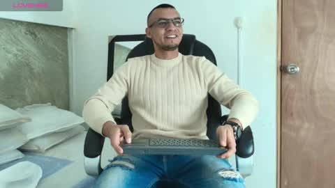 johan online show from 12/21/25, 11:06