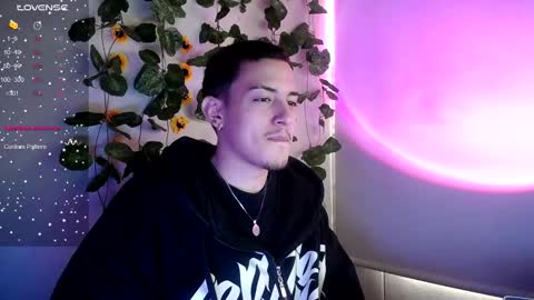 Snapshot of johan_parker222 chatting on 09/17/25, 07:26 johan_parker222 online show from 09/17/25, 07:26