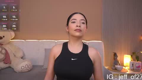 Snapshot of johana_fox_ chatting on 06/14/26, 10:23 johana fox online show from 06/14/26, 10:23