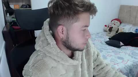 JOHAN independient model online show from 12/30/24, 01:36