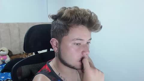 JOHAN independient model online show from 02/24/25, 03:12