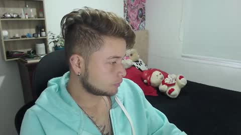 JOHAN independient model online show from 03/08/25, 01:03