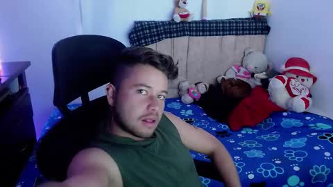 JOHAN independient model online show from 09/18/25, 08:33