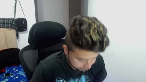 JOHAN independient model online show from 09/26/25, 02:32