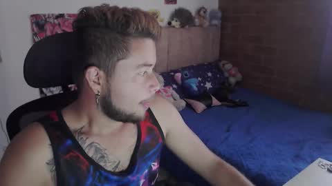 JOHAN independient model online show from 12/16/25, 05:07