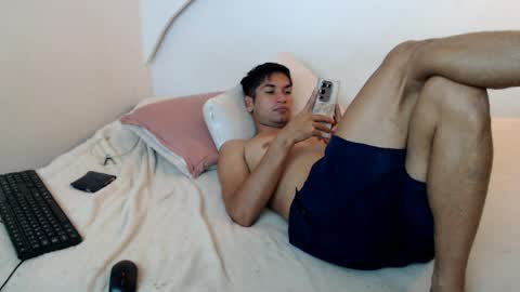 Snapshot of johanoro333 chatting on 04/16/26, 03:57 johanoro333 online show from 04/16/26, 03:57