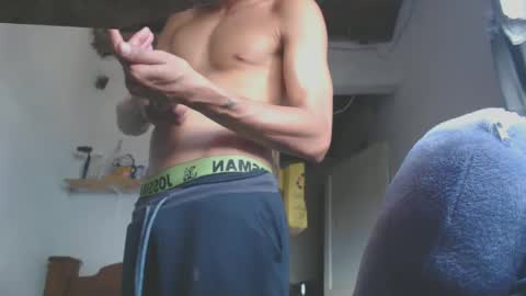 Snapshot of johantorres19 chatting on 01/12/25, 04:29 johantorres19 online show from 01/12/25, 04:29