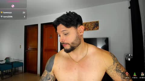 Snapshot of johatsu chatting on 12/19/24, 02:56 King - online show from 12/19/24, 02:56