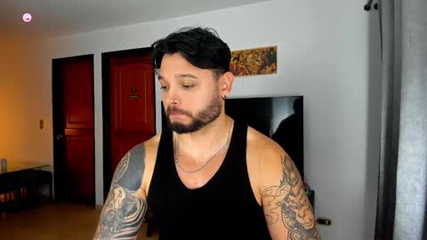 Snapshot of johatsu chatting on 12/31/24, 01:36 King - online show from 12/31/24, 01:36