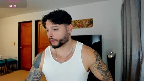 Snapshot of johatsu chatting on 01/27/25, 12:43 King - online show from 01/27/25, 12:43