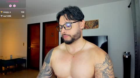 Snapshot of johatsu chatting on 01/31/25, 03:20 King - online show from 01/31/25, 03:20