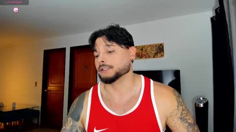 Snapshot of johatsu chatting on 02/19/25, 10:09 King - online show from 02/19/25, 10:09