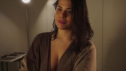 Snapshot of joheredia chatting on 06/11/26, 12:32 Jo online show from 06/11/26, 12:32