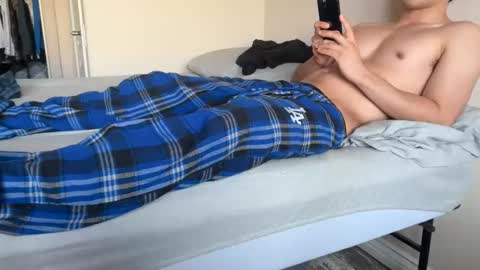 Snapshot of john17incherx3 chatting on 04/04/26, 12:09 john17incherx3 online show from 04/04/26, 12:09