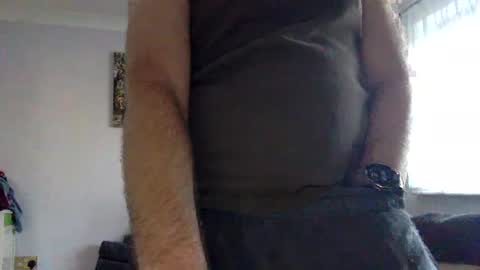 Snapshot of john340 chatting on 02/02/25, 12:35 John online show from 02/02/25, 12:35