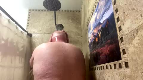 Snapshot of john40a chatting on 12/14/24, 11:34 John online show from 12/14/24, 11:34