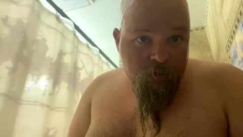 Snapshot of john40a chatting on 09/10/25, 02:44 John online show from 09/10/25, 02:44