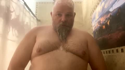 Snapshot of john40a chatting on 11/21/25, 01:59 John online show from 11/21/25, 01:59