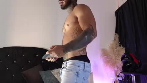 John  online show from 11/09/25, 11:08