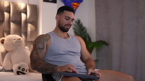 john online show from 12/23/24, 09:51