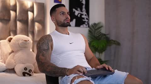 john online show from 12/28/24, 12:04