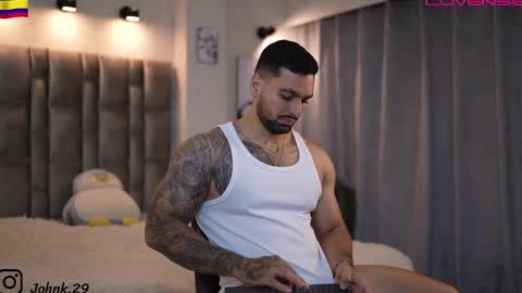 john online show from 12/21/25, 09:44