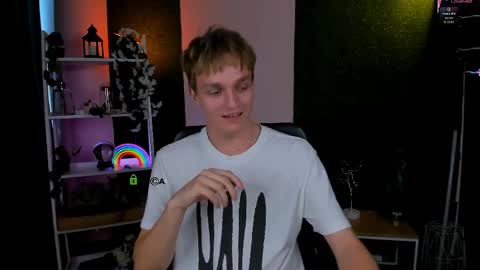 John online show from 06/10/26, 12:15